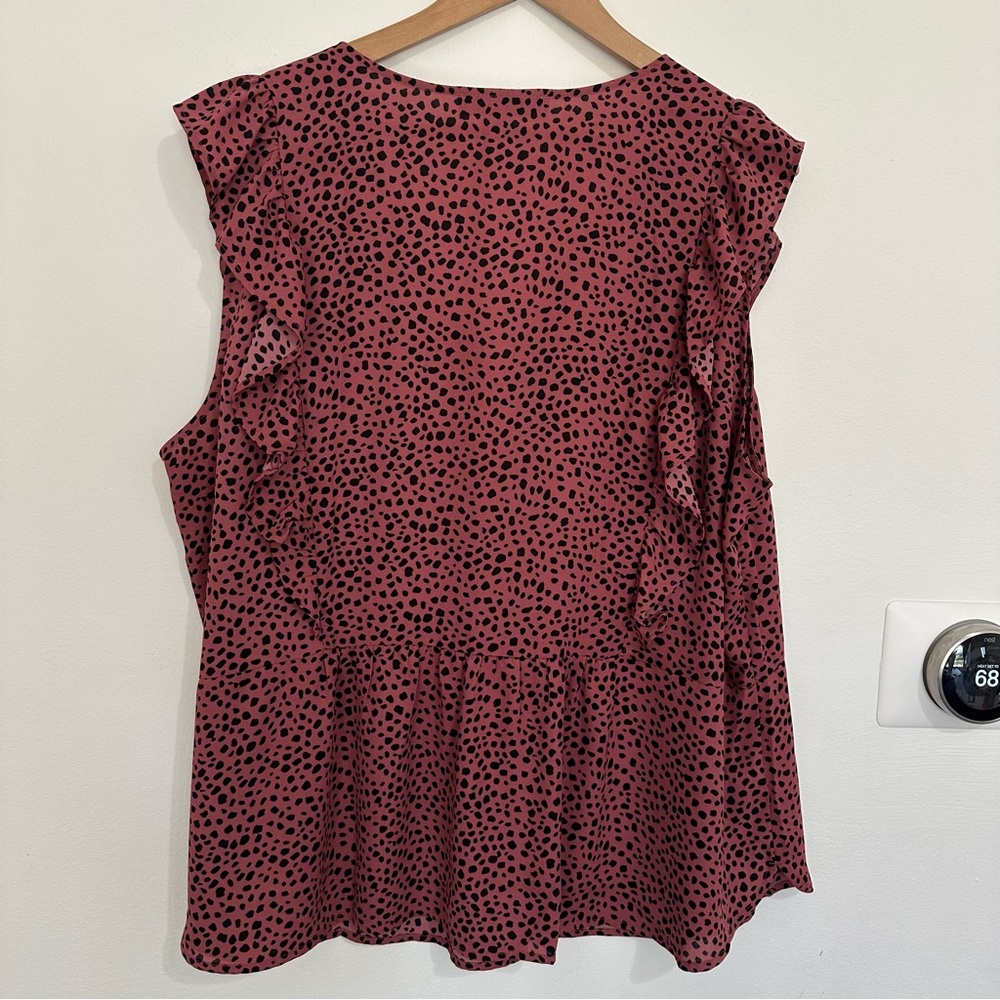 LOFT Dusty‎ Pink Animal Print Sleeveless Blouse V Neck size 20 - Picture 5 of 6
